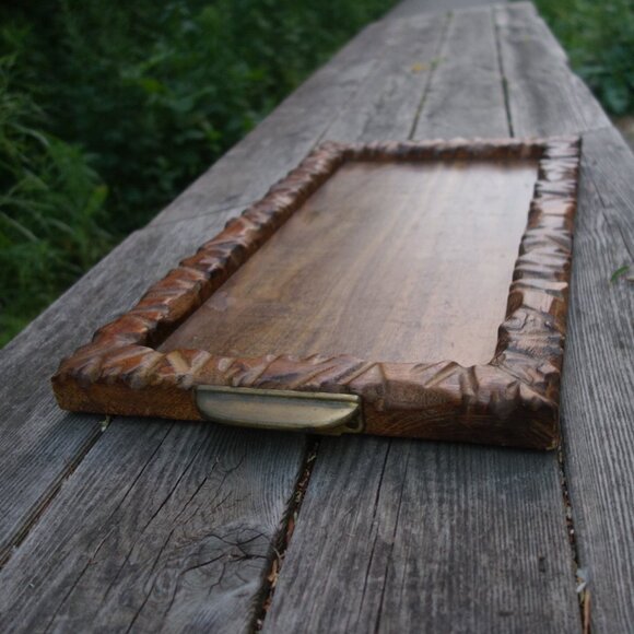 Nice Wood Serving Tray with Metal Handles and Carved Border - Picture 4 of 12